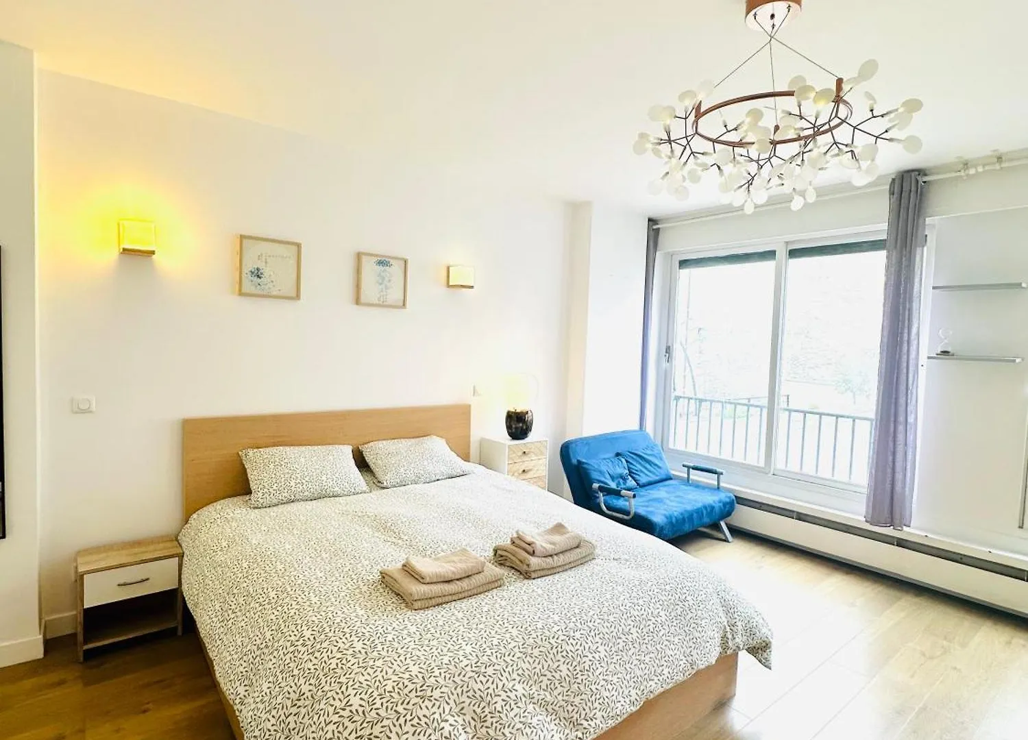 Dream Dwell Apartment